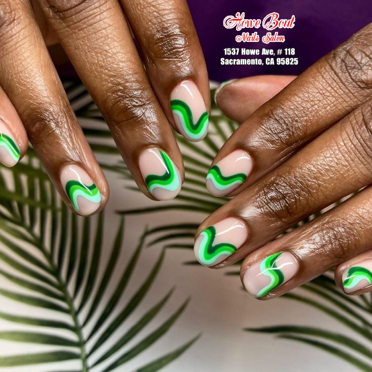 Howe Bout Nails Salon 